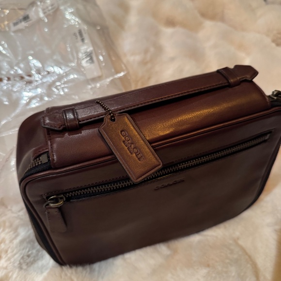 Coach Travel Kit - Picture 2 of 6